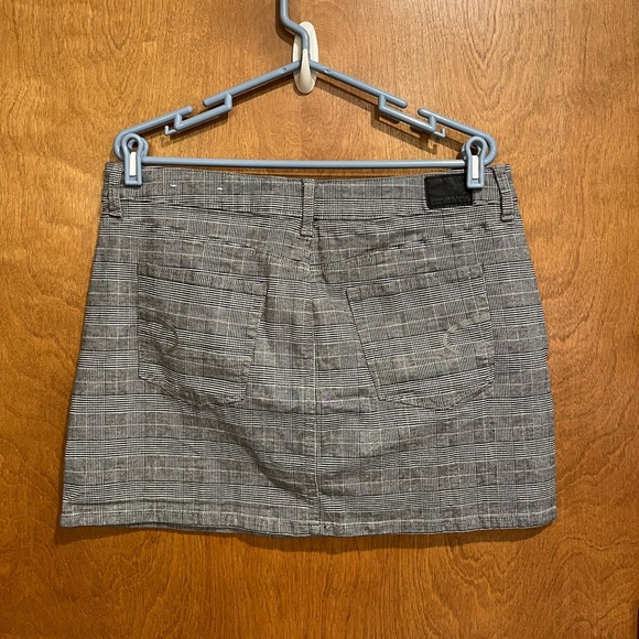 AMERICAN EAGLE gray plaid high rise mini skirt - Picture 4 of 7